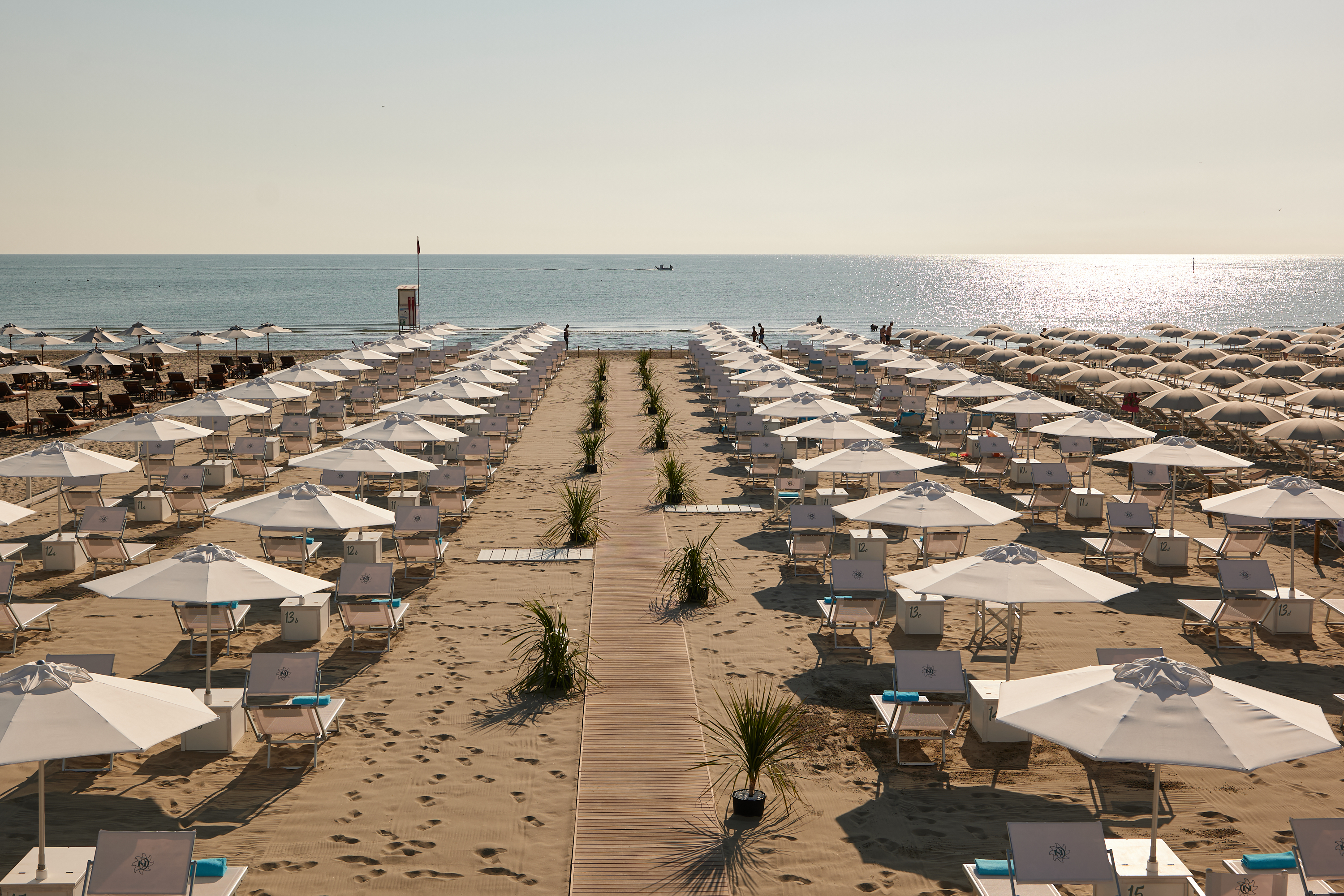 Private beach bagno giuliano hotel saraceno 4 stars