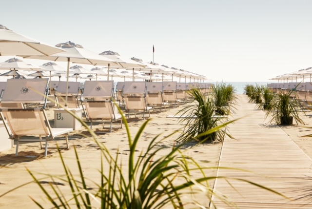 hotel 4 stelle milano marittima con spiaggia privata bagno giuliano 247